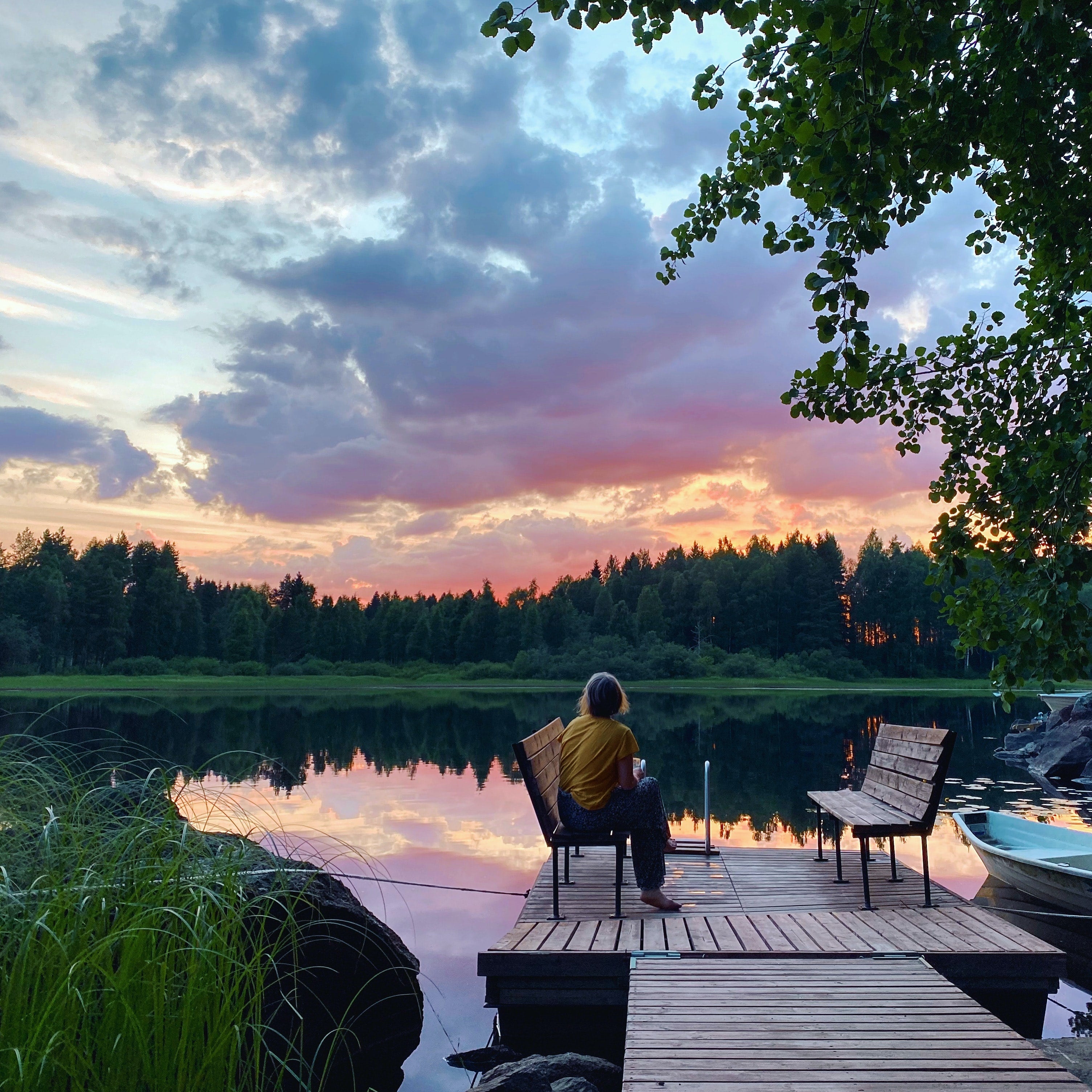 Pian on kesä ja monen perheen katseet suuntaavat mökille - mitäs sinne mökille piti viedäkään?