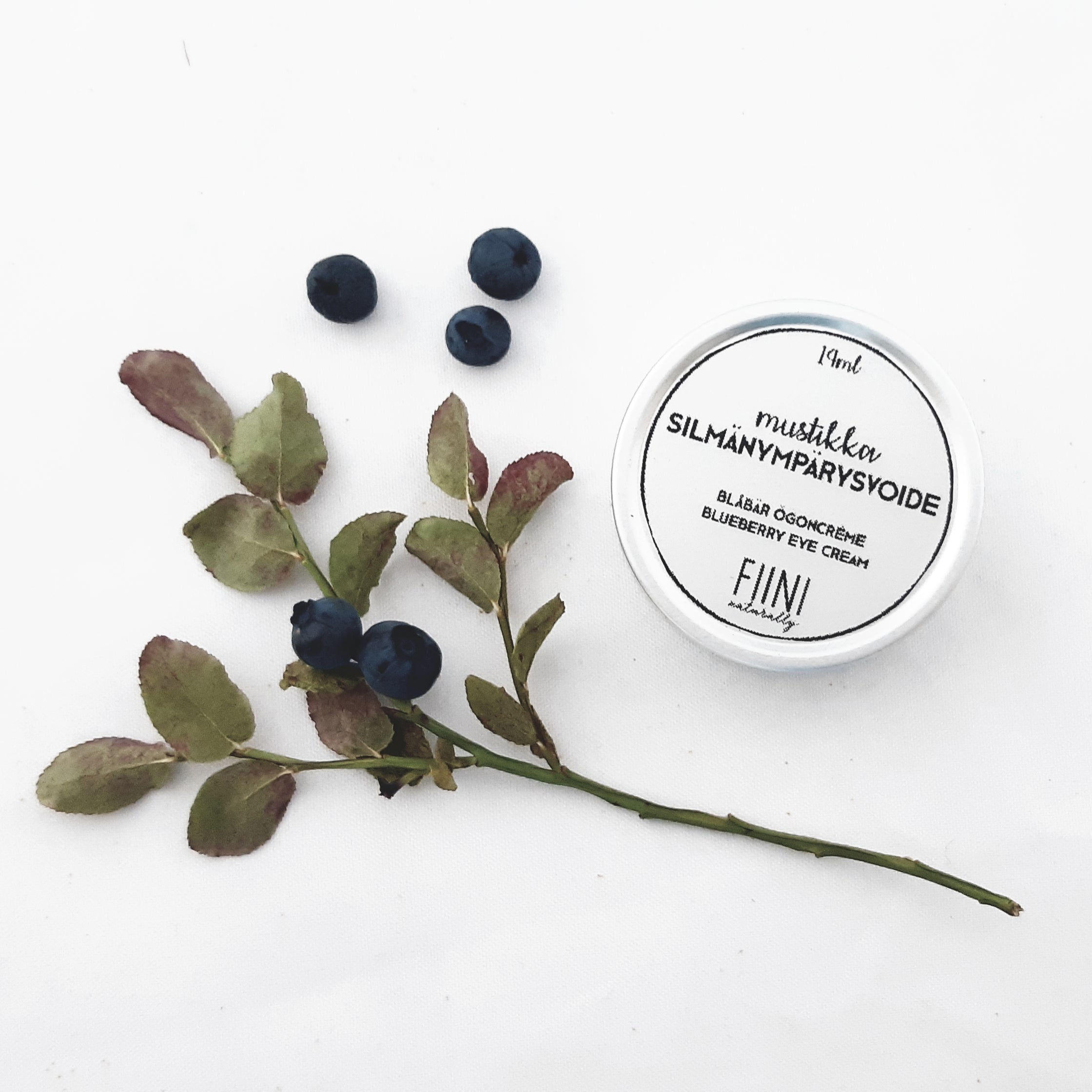 Fiini Naturally mustikka-silmänympärysvoide